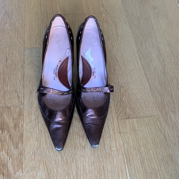 Kenneth Cole Reaction Pointy Heels - Picture 1 of 8